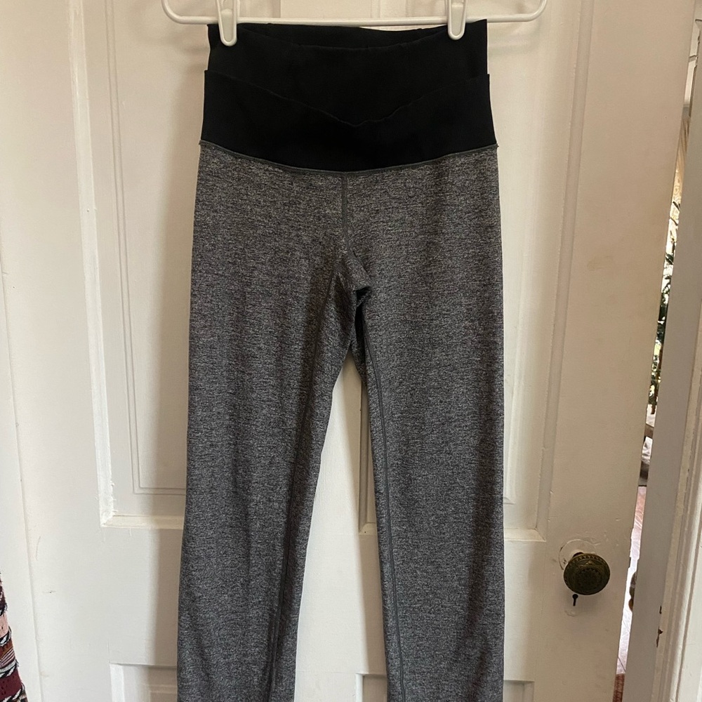 LuluLemon Straight Leg Gray Yoga Pants